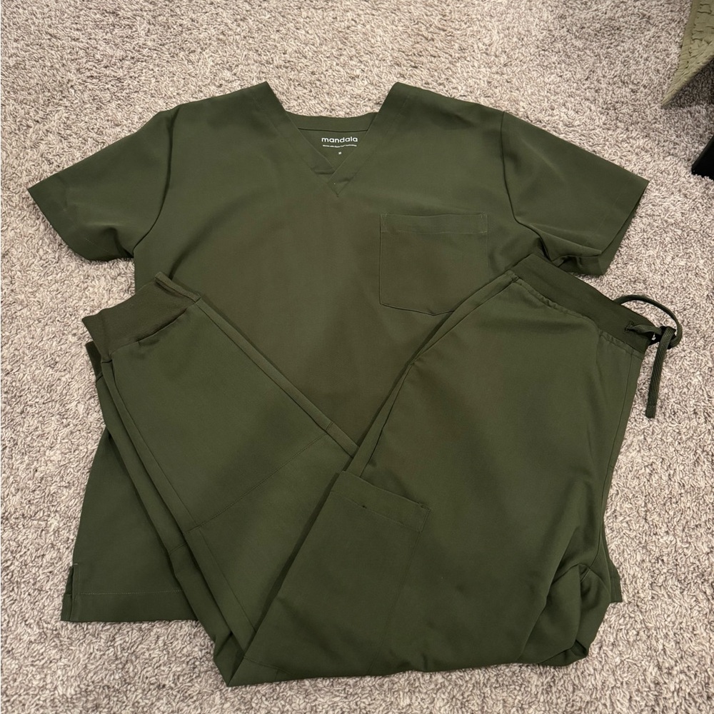 Men’s Mandala Scrub Set Medium